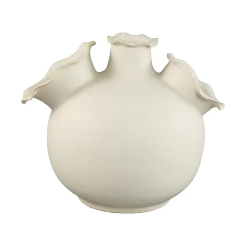 Vase – Wellenkante Design, Cremefarbe, Keramikmaterial, L – Umme | PTMD