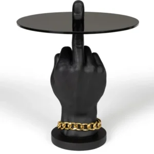 Beistelltisch Mittelfinger FOTHER MUCKER BLACK mit schwarzer Handform und runder schwarzer Tischplatte in Gesamtansicht.