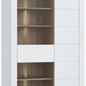 Vitrinenschrank Vitrine LEFKADAS mit weißen Schiebetüren und offenen Fächern mit Holzrückwand in Gesamtansicht von vorne.