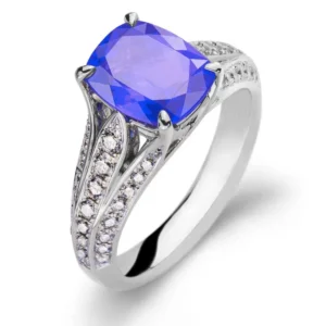 Ring Weissgold 750 mit Tansanit 3.06 ct. & Brillanten 0.68 ct.