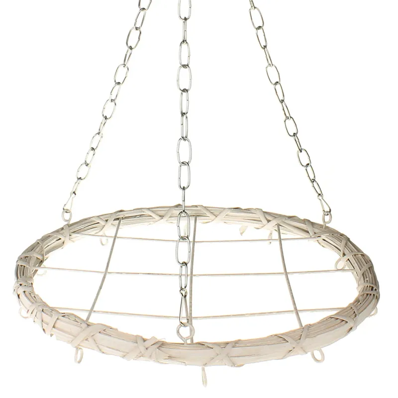 Kranz, Weide zum Hängen mit Gitter und Metallkette