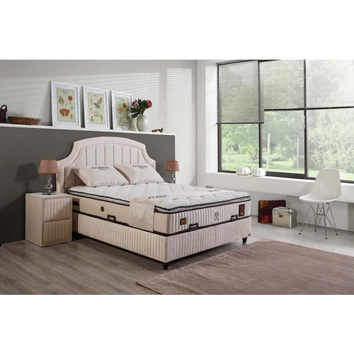 Gepolstertes Bett mit Matratze und Kopfteil, Bett beige mit Kopfteil, Breite 160 cm